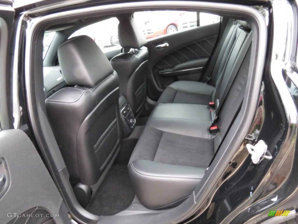 2013 Dodge Charger R/T Road & Track Rear Seat Photo #80612152