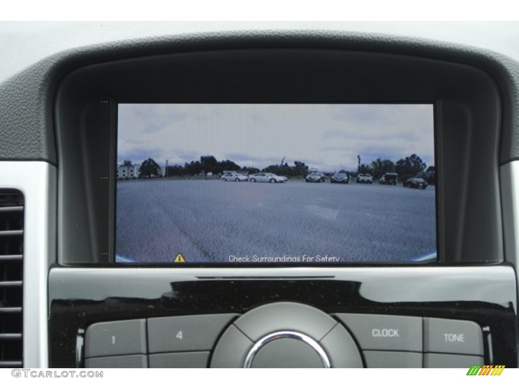 2013 Cruze ECO - Summit White / Medium Titanium photo #13