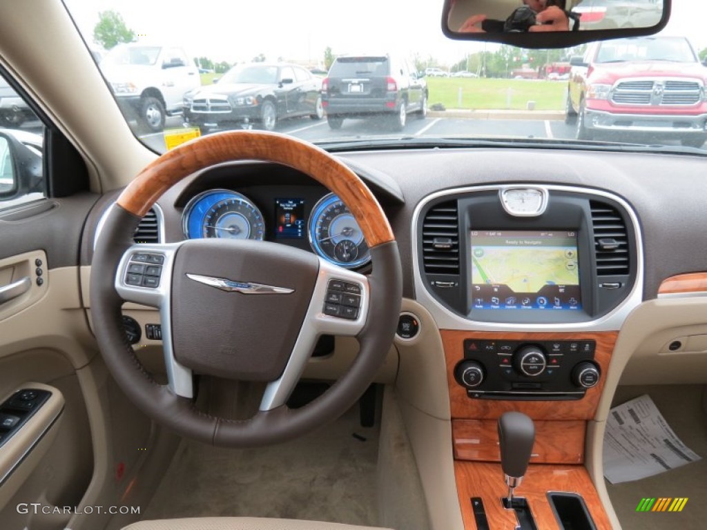 2013 300 C - Luxury Brown Pearl / Dark Frost Beige/Light Frost Beige photo #8