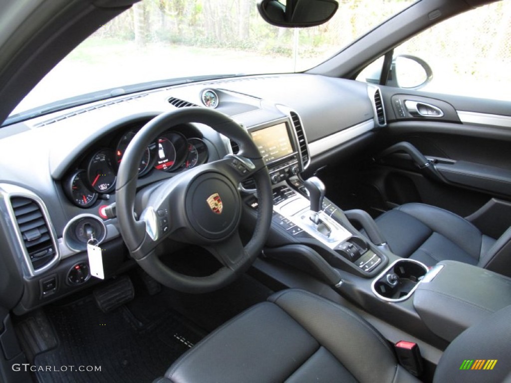 Black Interior 2013 Porsche Cayenne Diesel Photo #80616043