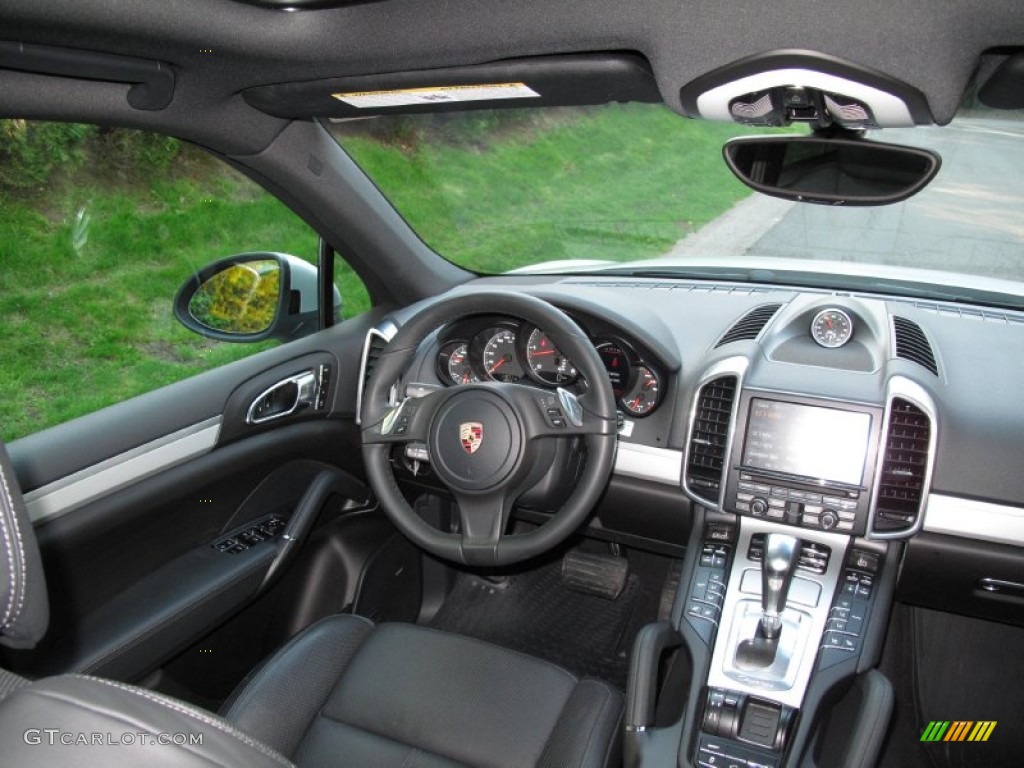 2013 Porsche Cayenne Diesel Black Dashboard Photo #80616094