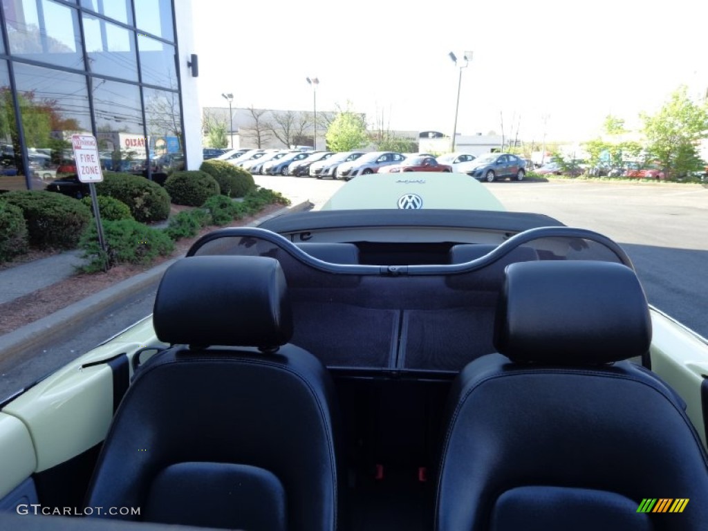 2005 New Beetle GLS 1.8T Convertible - Mellow Yellow / Black photo #27