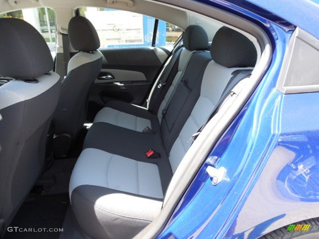 2013 Cruze LS - Blue Topaz Metallic / Jet Black/Medium Titanium photo #14