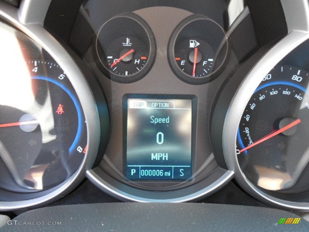 2013 Cruze LS - Blue Topaz Metallic / Jet Black/Medium Titanium photo #20
