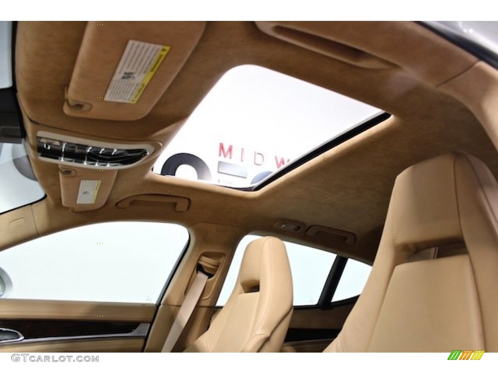 2011 Porsche Panamera Turbo Sunroof Photos