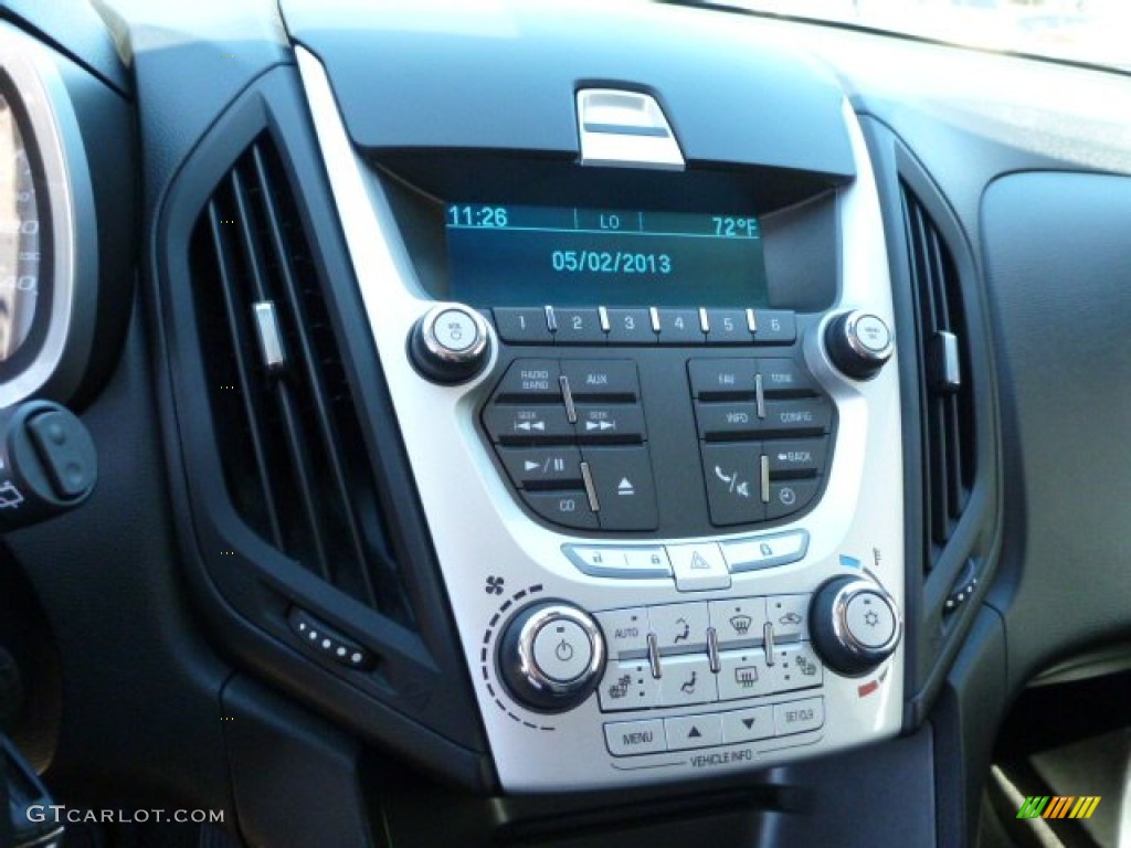 2010 Chevrolet Equinox LT AWD Controls Photo #80622058