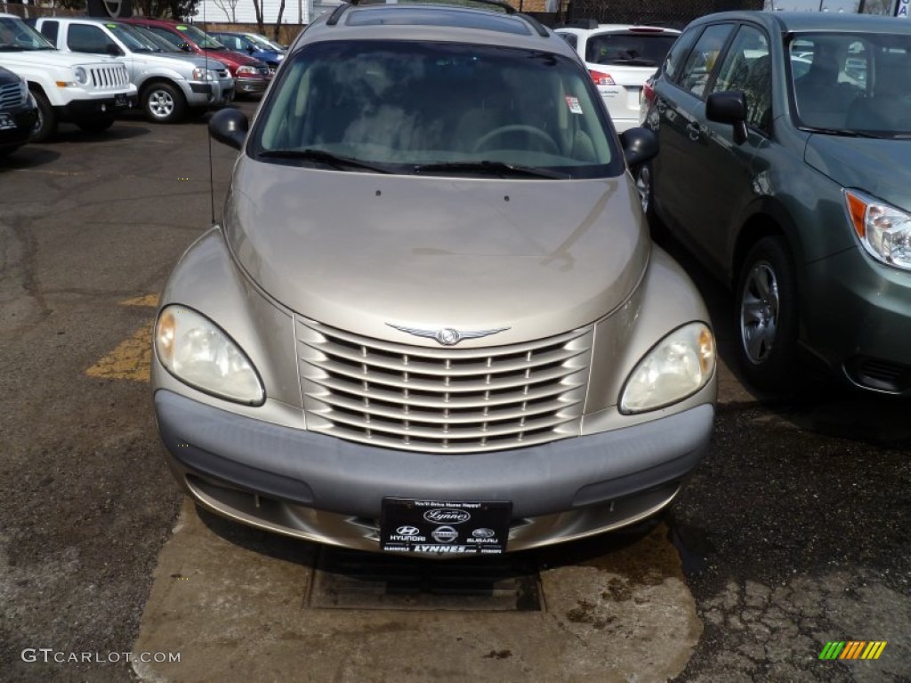 2002 PT Cruiser Limited - Light Almond Metallic / Taupe photo #2