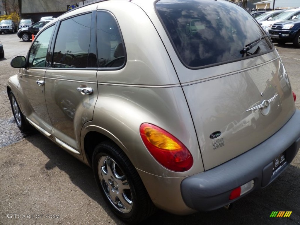2002 PT Cruiser Limited - Light Almond Metallic / Taupe photo #7
