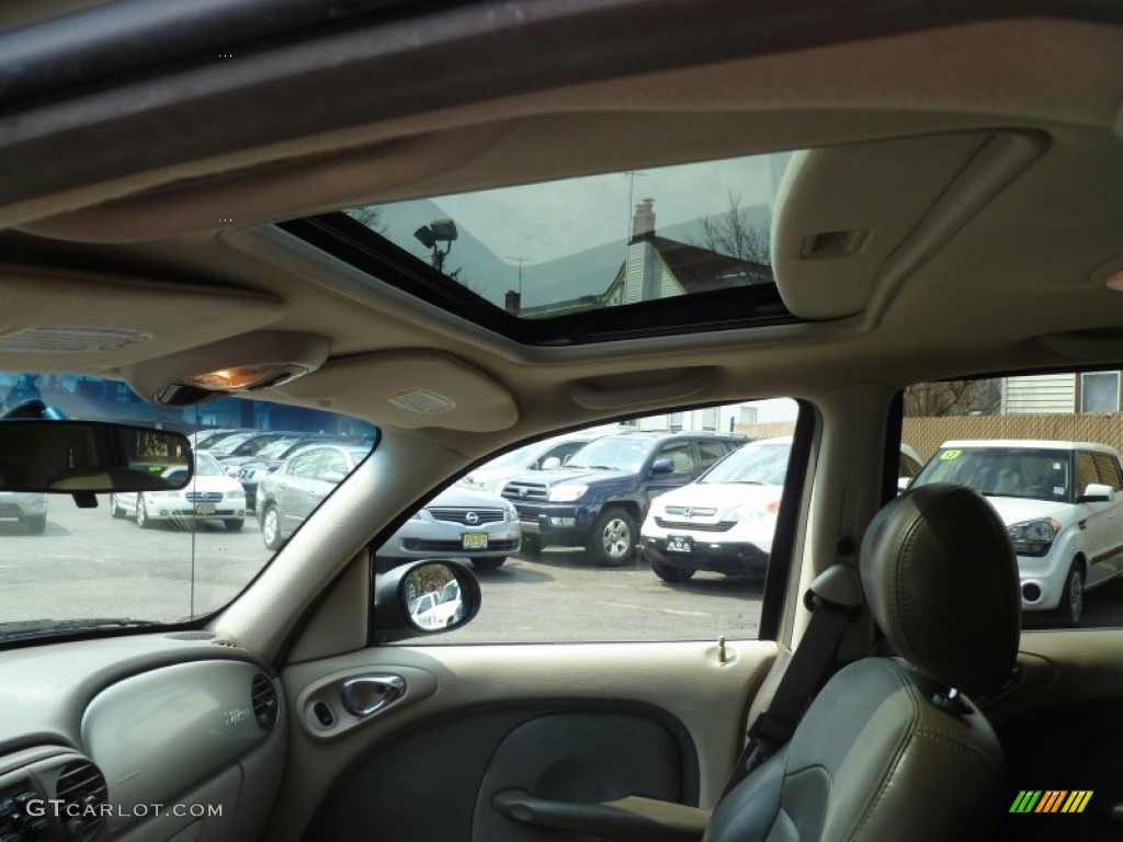 2002 PT Cruiser Limited - Light Almond Metallic / Taupe photo #16