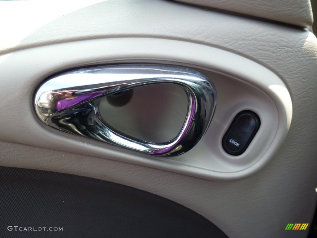 2002 PT Cruiser Limited - Light Almond Metallic / Taupe photo #20