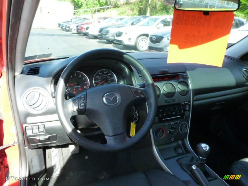 2007 MAZDA6 i Touring Hatchback - Volcanic Red / Black photo #6