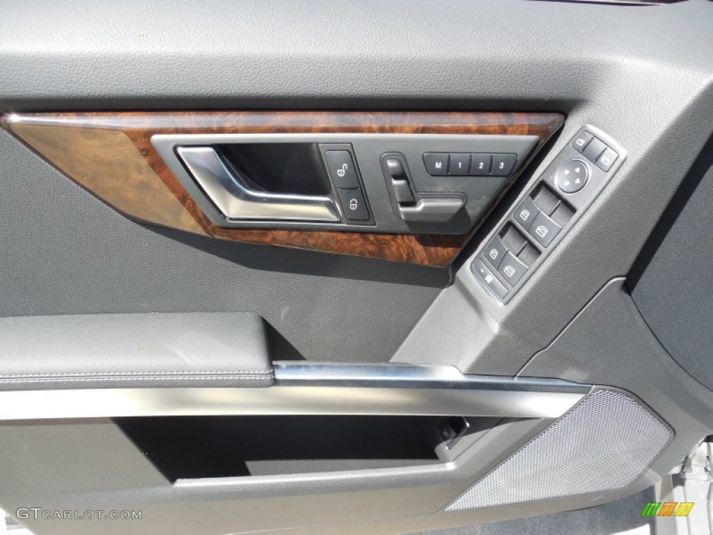 2013 Mercedes-Benz GLK 250 BlueTEC 4Matic Black Door Panel Photo #80625235