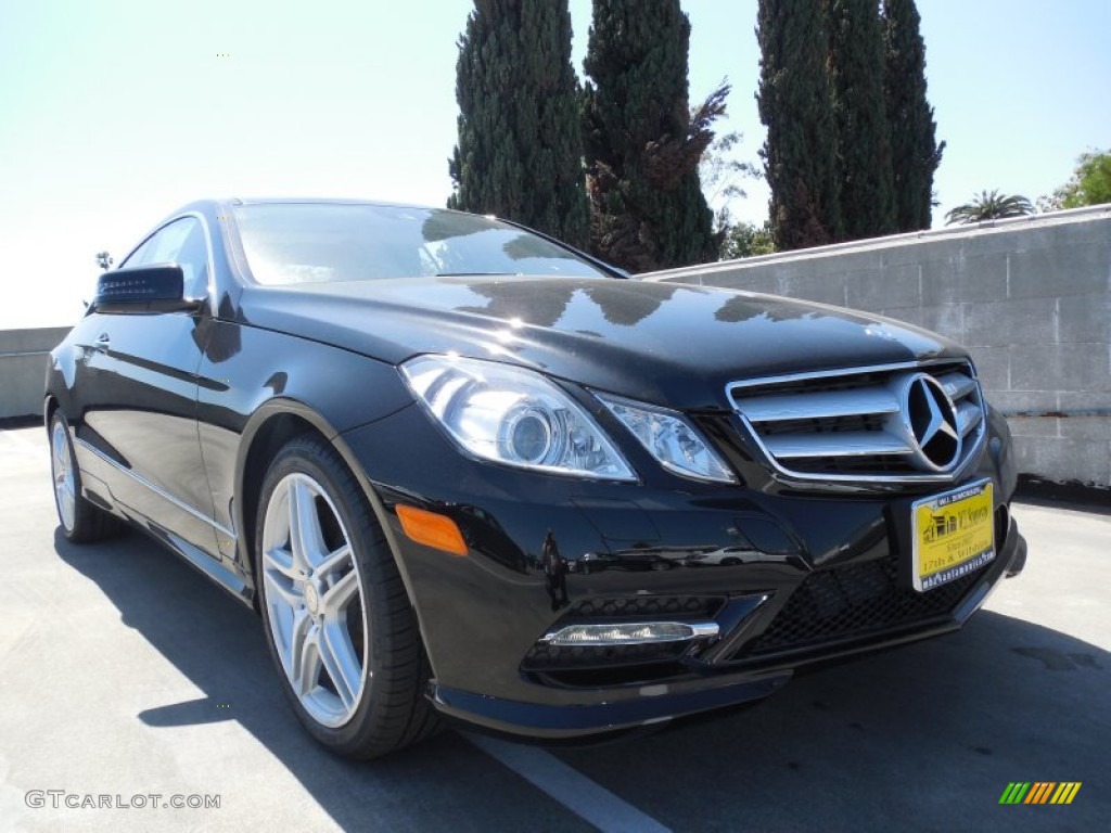 2013 E 550 Coupe - Black / Black photo #1