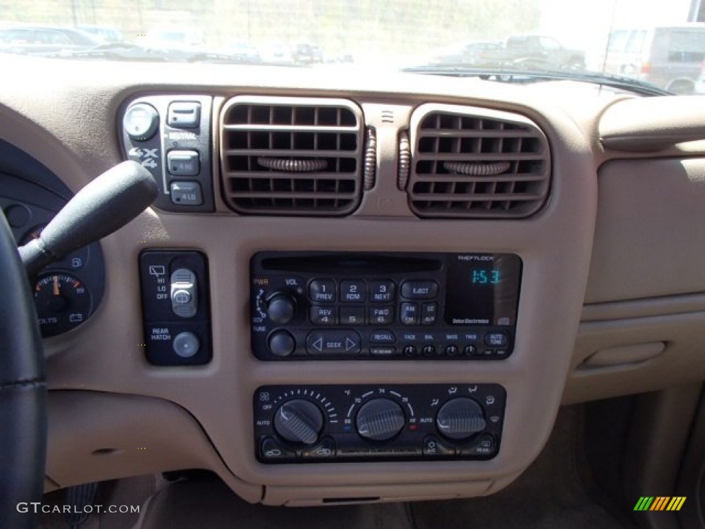 2000 Chevrolet Blazer LS 4x4 Controls Photo #80628224