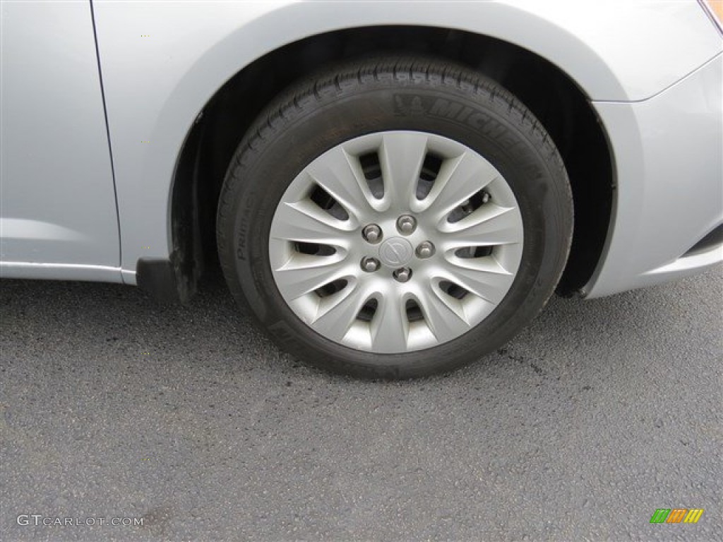 2012 Chrysler 200 LX Sedan Wheel Photo #80630456