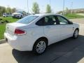 White Suede - Focus SEL Sedan Photo No. 3
