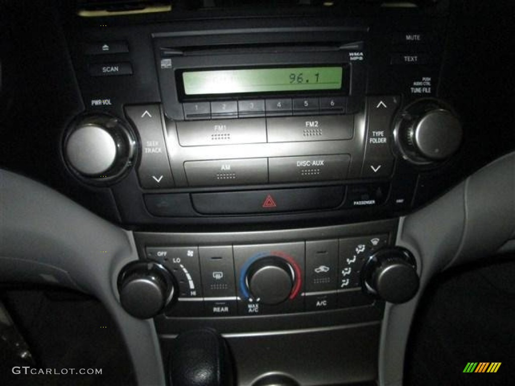 2010 Highlander  - Classic Silver Metallic / Ash photo #14