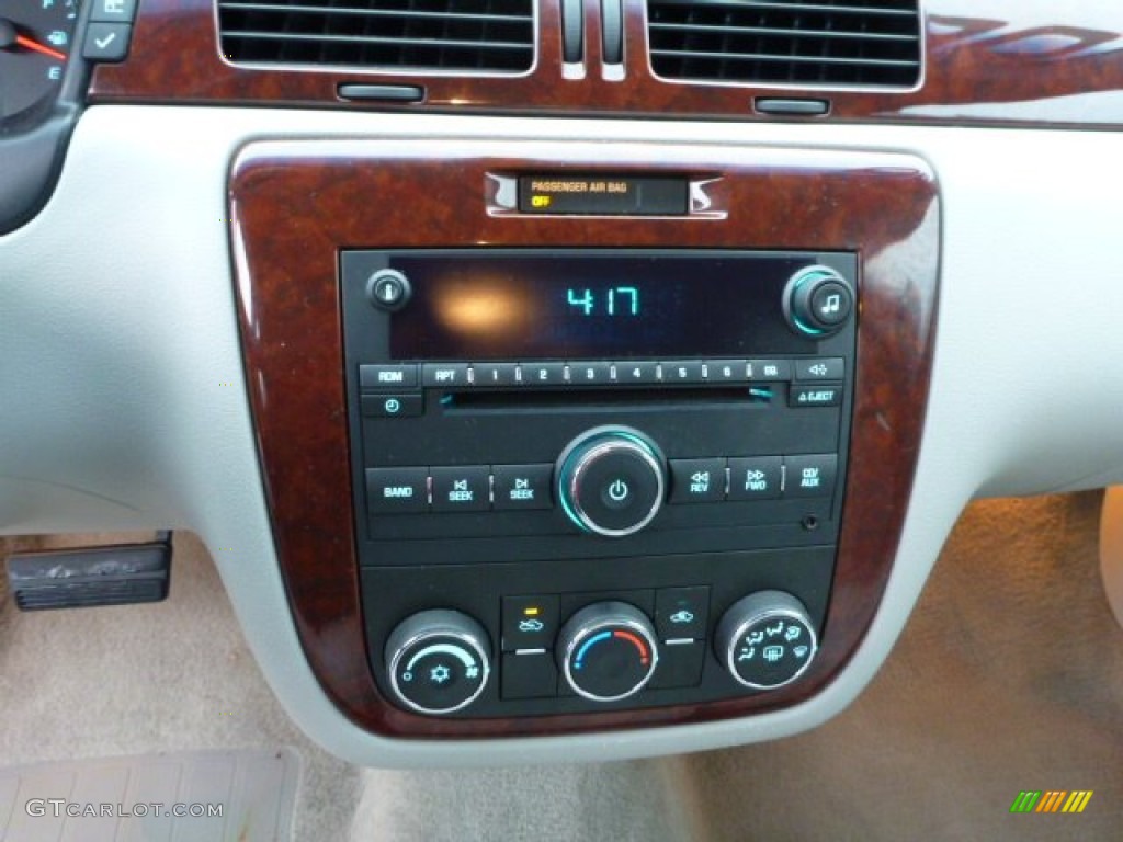 2006 Chevrolet Impala LS Controls Photos