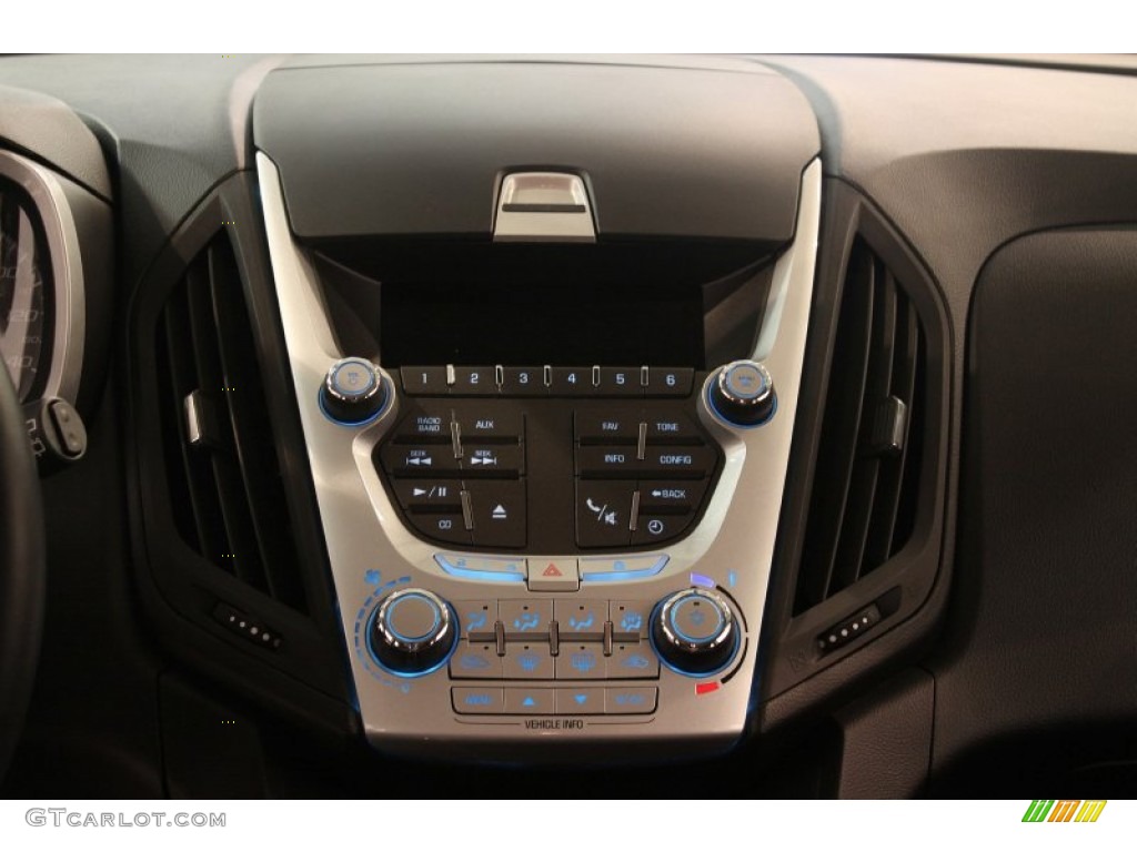 2011 Chevrolet Equinox LT Controls Photo #80637464
