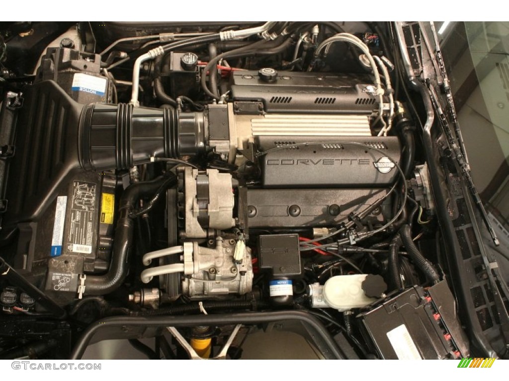 1993 Chevrolet Corvette Coupe 5.7 Liter OHV 16-Valve LT1 V8 Engine Photo #80638864