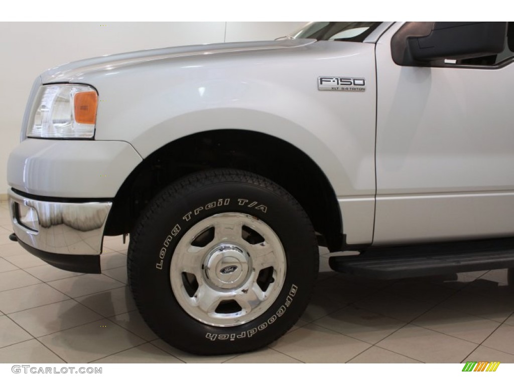 2005 F150 XLT SuperCab 4x4 - Silver Metallic / Medium Flint/Dark Flint Grey photo #16