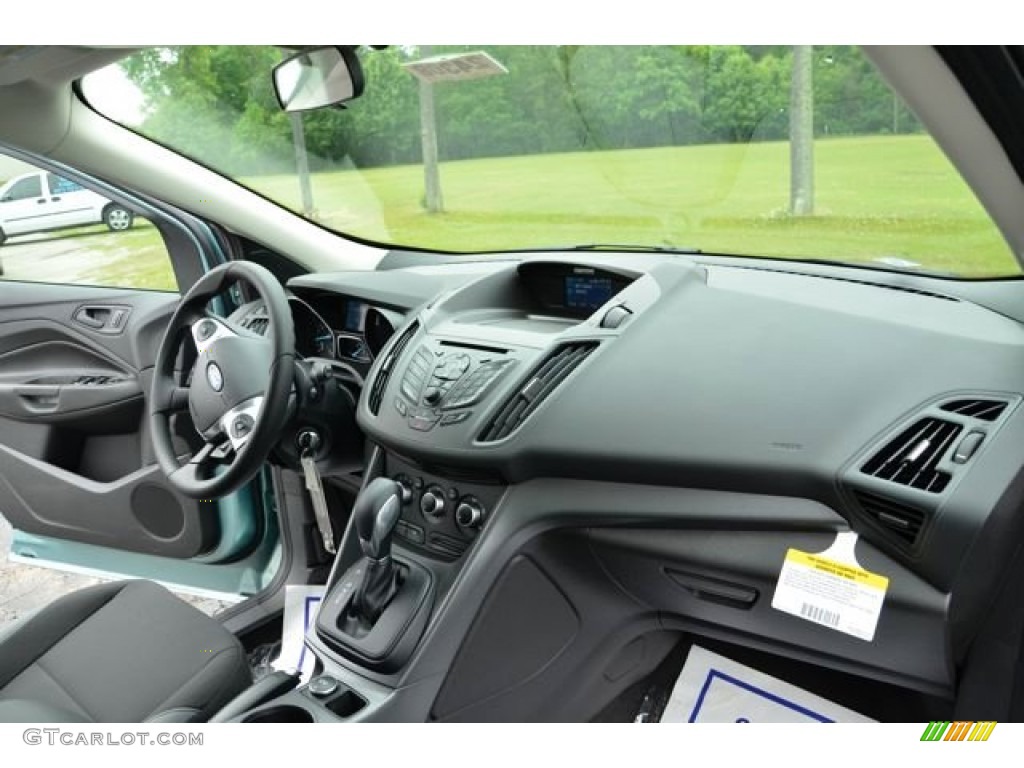 2013 Ford Escape S Dashboard Photos