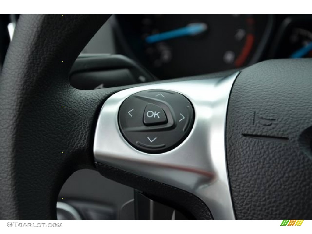 2013 Ford Escape S Controls Photo #80641735
