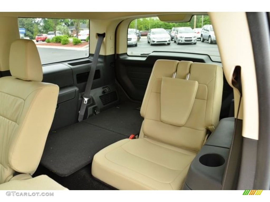 2013 Ford Flex SEL Rear Seat Photo #80643304