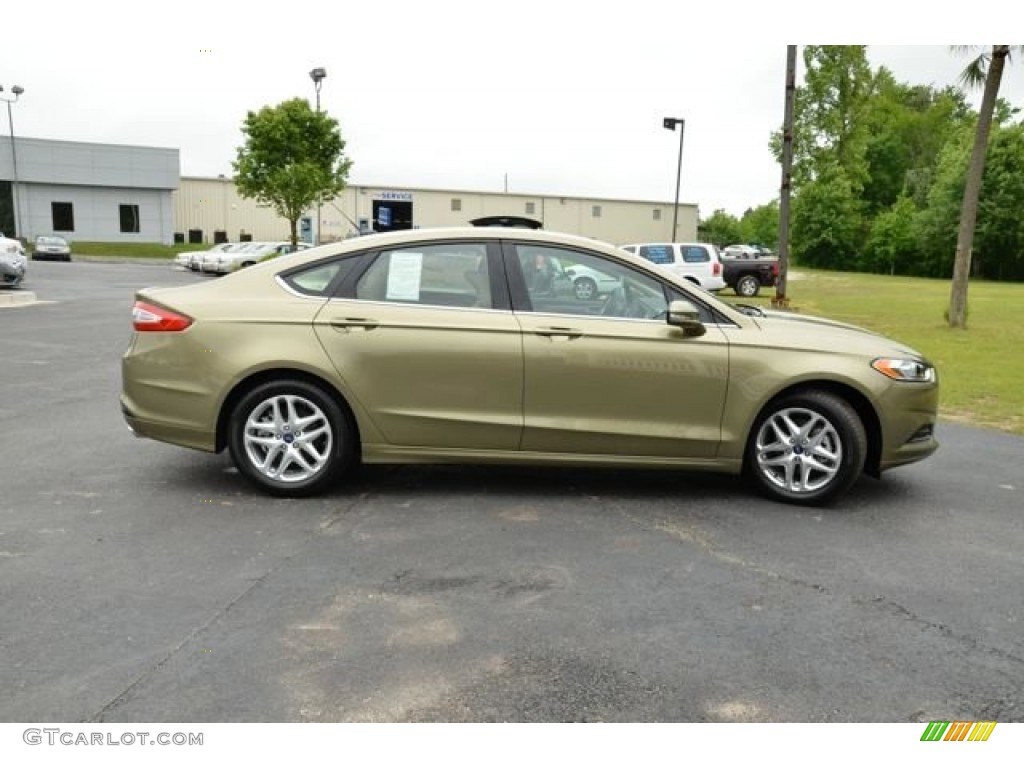 2013 Fusion SE - Ginger Ale Metallic / Dune photo #4