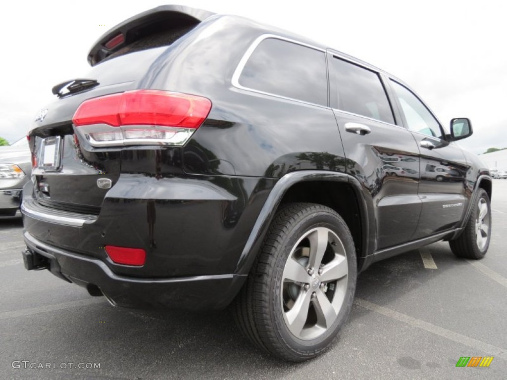 2014 Grand Cherokee Overland 4x4 - Brilliant Black Crystal Pearl / Overland Morocco Black photo #3