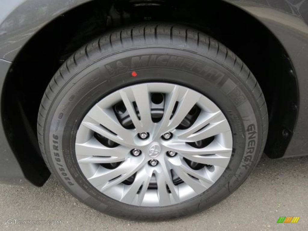 2013 Camry LE - Magnetic Gray Metallic / Ash photo #4