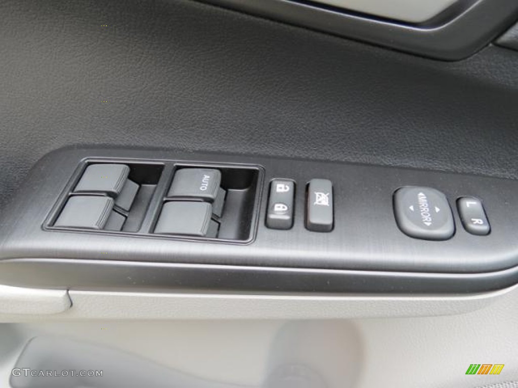 2013 Camry LE - Magnetic Gray Metallic / Ash photo #10