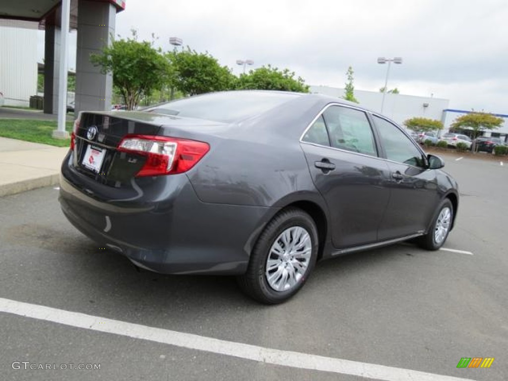 2013 Camry LE - Magnetic Gray Metallic / Ash photo #17