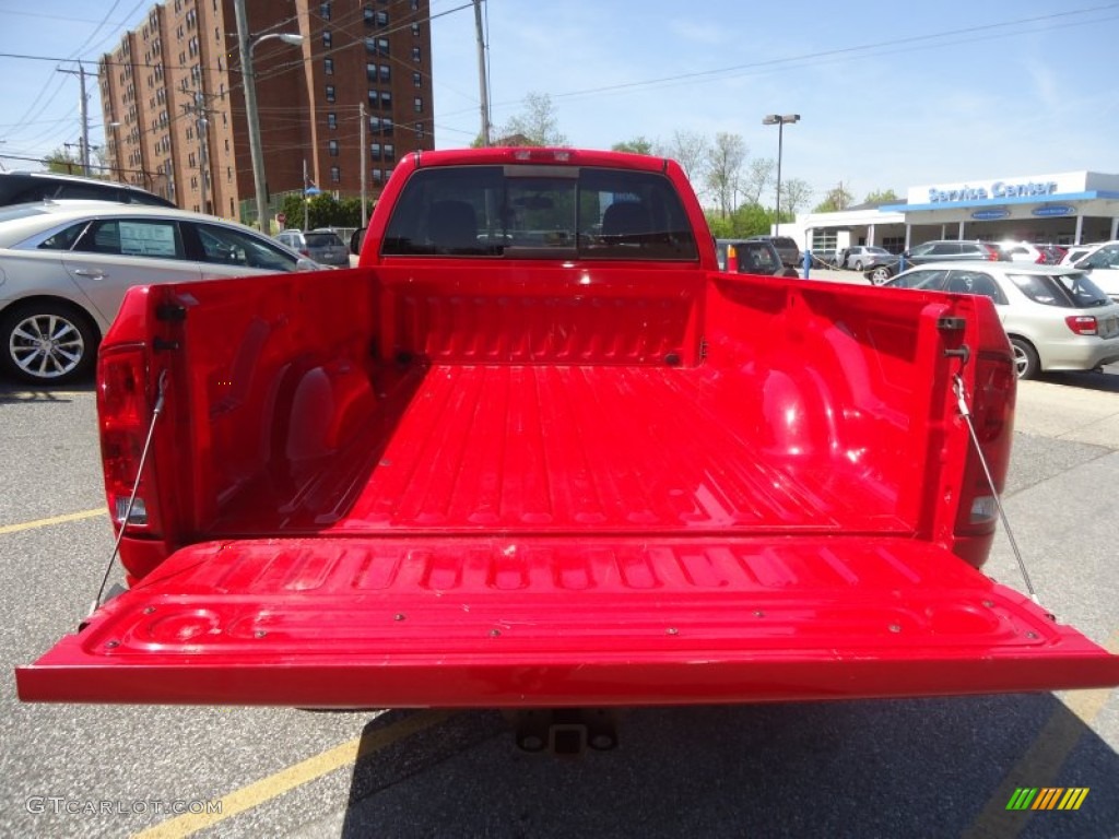 2005 Ram 1500 SLT Regular Cab 4x4 - Flame Red / Dark Slate Gray photo #7