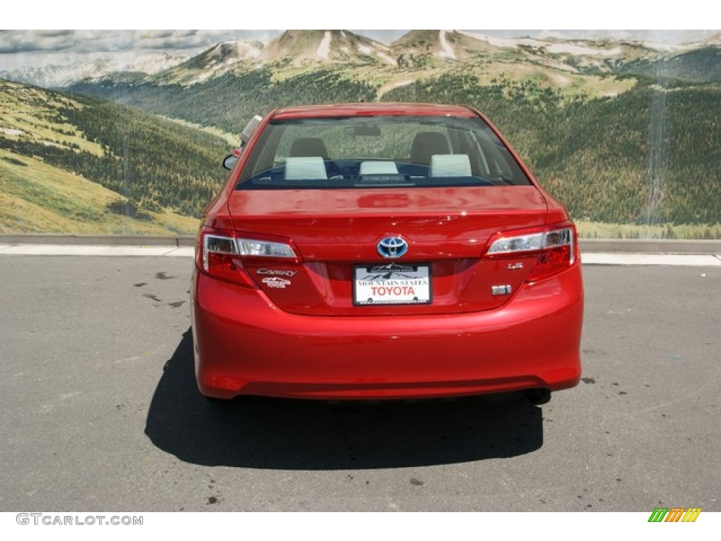 2013 Barcelona Red Metallic Toyota Camry Hybrid LE 80592704 Photo 4 Car Color