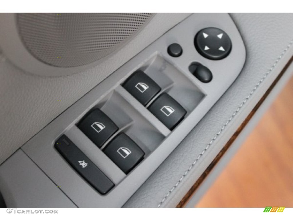 2009 BMW 3 Series 335i Sedan Controls Photo #80652837