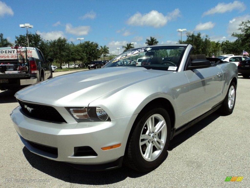 2012 Ford Mustang V6 Convertible Exterior Photos