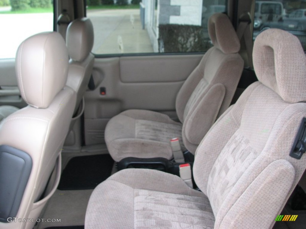 2004 Chevrolet Venture LT AWD Rear Seat Photos