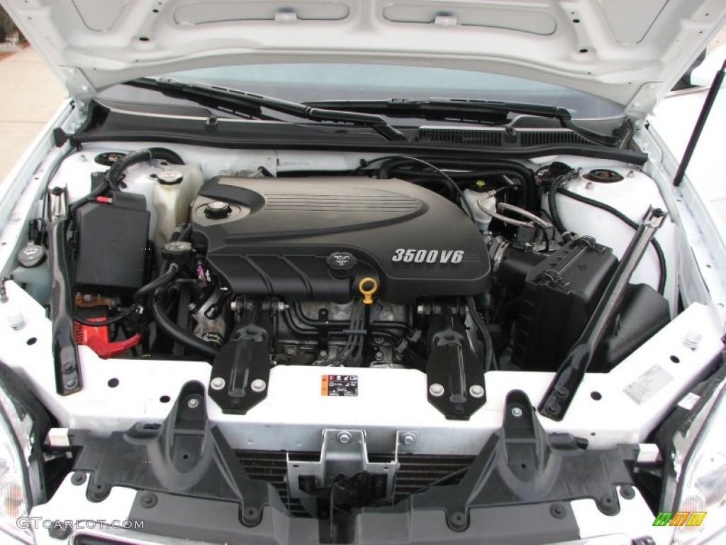 2011 Chevrolet Impala LS Engine Photos