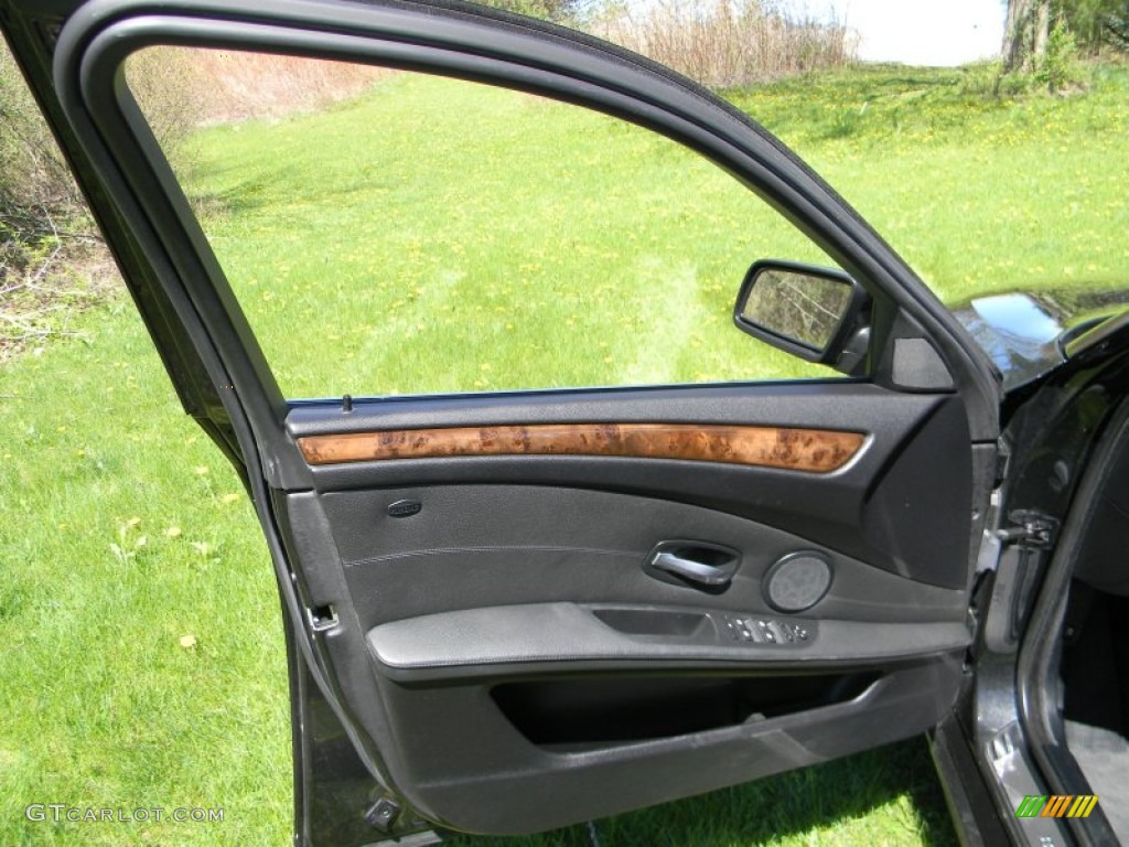 2008 BMW 5 Series 535xi Sports Wagon Black Door Panel Photo #80656323