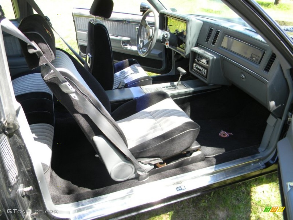 Grey Interior 1986 Buick Regal T-Type Grand National Photo #80657574