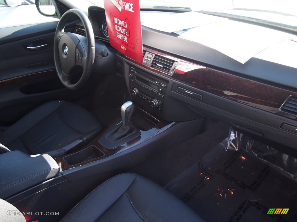 2010 3 Series 328i Sedan - Space Gray Metallic / Black photo #5
