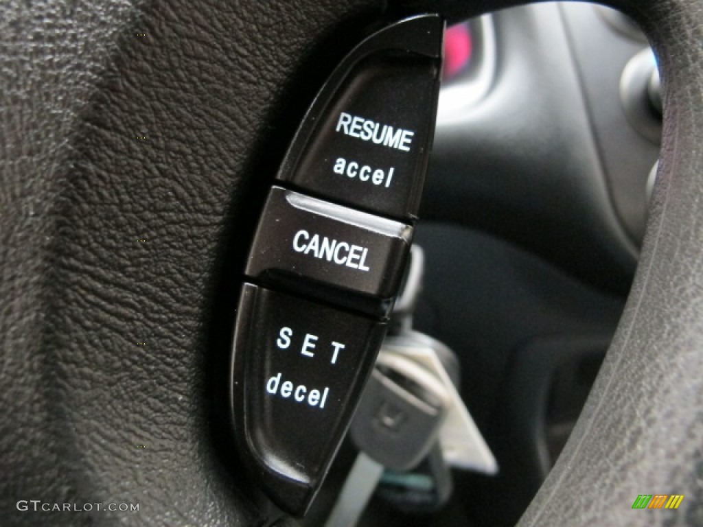 2005 Honda Civic EX Sedan Controls Photo #80658654
