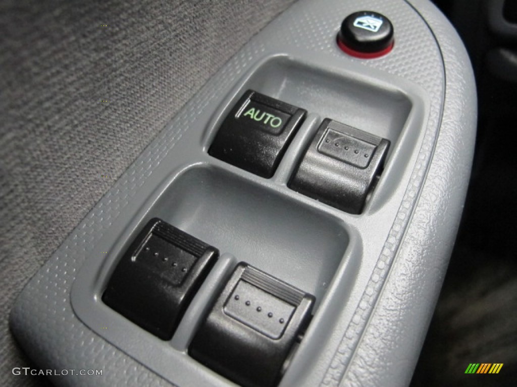 2005 Honda Civic EX Sedan Controls Photo #80658703