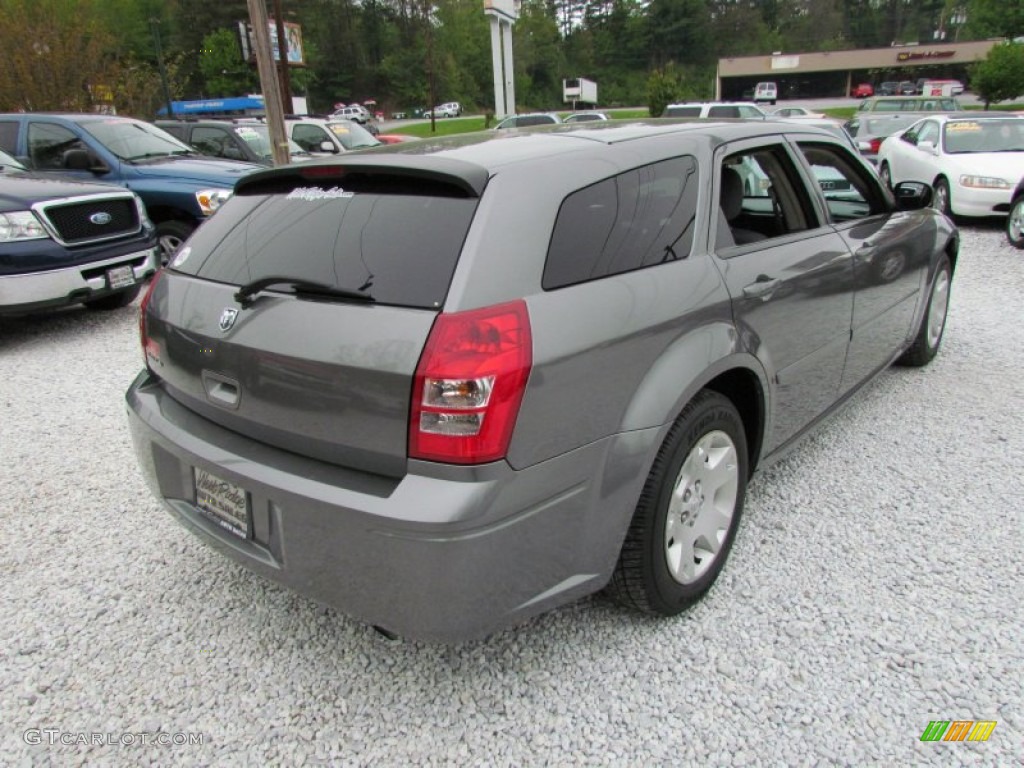 2005 Magnum SE - Mineral Gray Metallic / Dark Slate Gray/Light Graystone photo #5