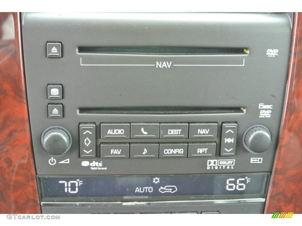 2007 Cadillac Escalade Standard Escalade Model Controls Photo #80662910