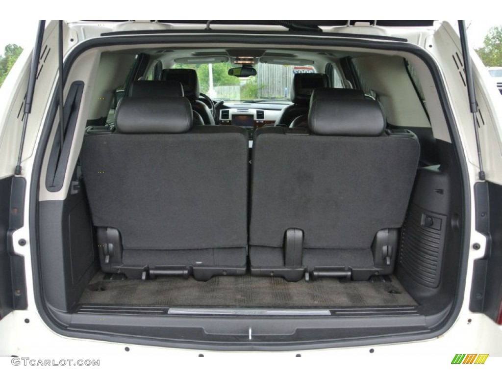 2007 Cadillac Escalade Standard Escalade Model Trunk Photo #80663058