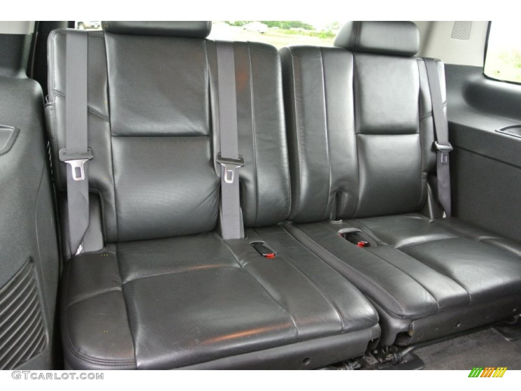 2007 Cadillac Escalade Standard Escalade Model Rear Seat Photo #80663085