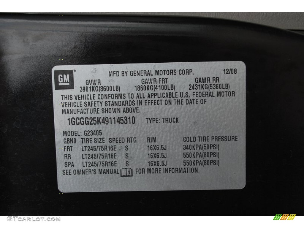 2009 Express 2500 Cargo Van - Black / Medium Pewter photo #14