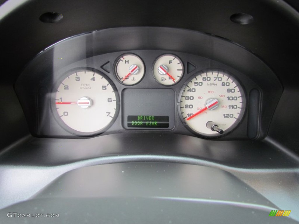 2005 Ford Freestyle Limited AWD Gauges Photo #80663930